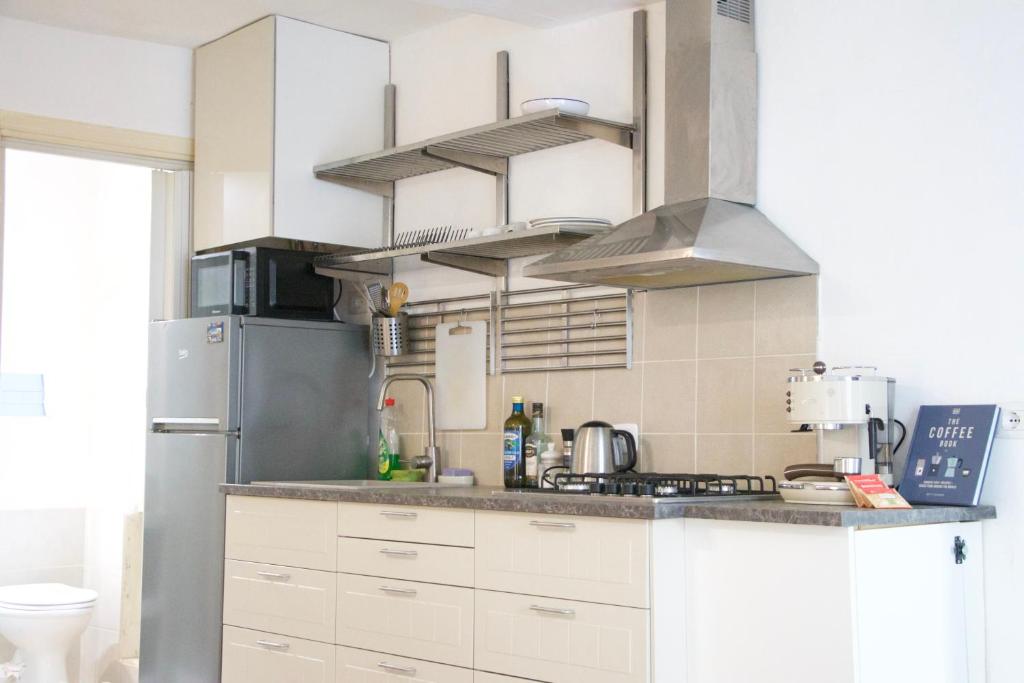 Apartment in historic city center with AC and WiFi photo 3