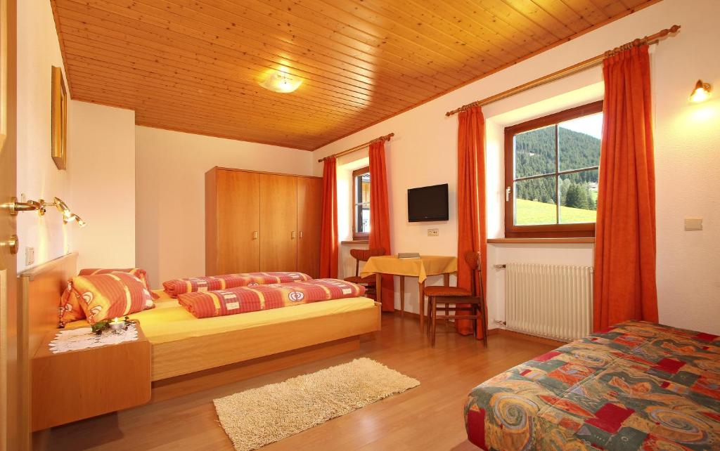 Schmözlhof photo 2
