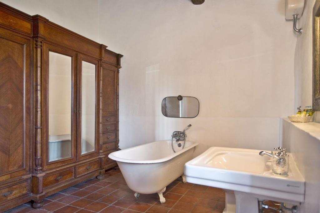 Ricavoli by Salogi Villas photo 3