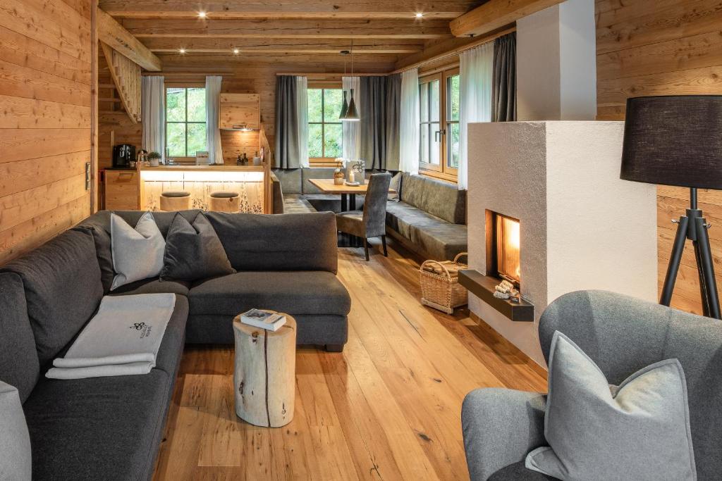 Valsegg Chalets Südtirol - luxury and private hideaway photo 3