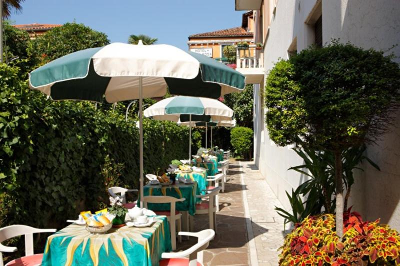 Hotel Santa Lucia — photo 1
