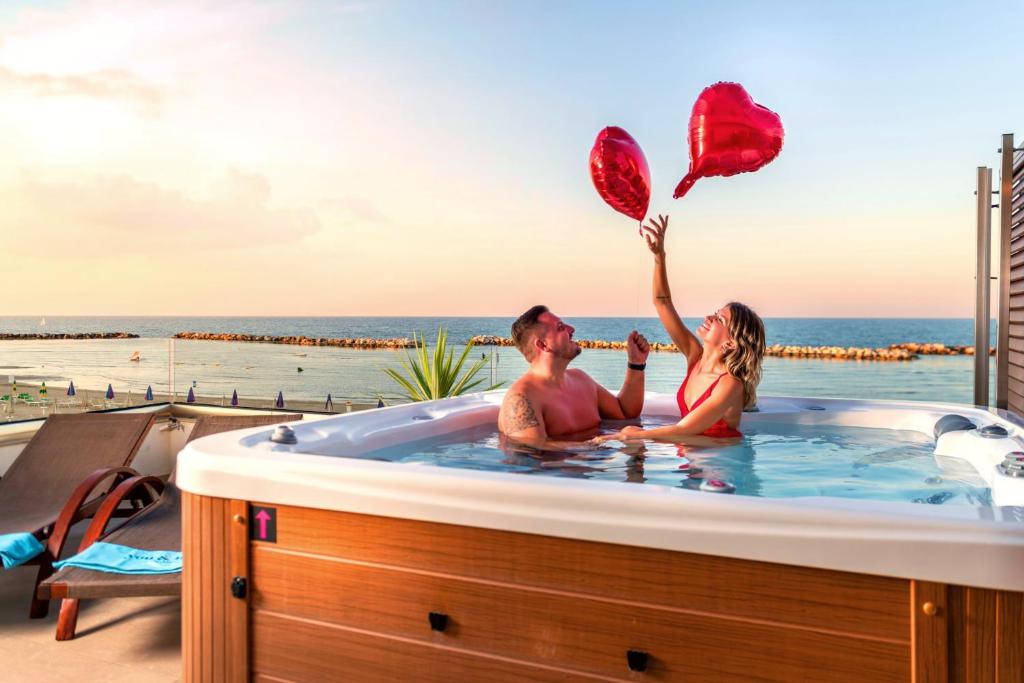 You & Me Beach Hotel photo 3