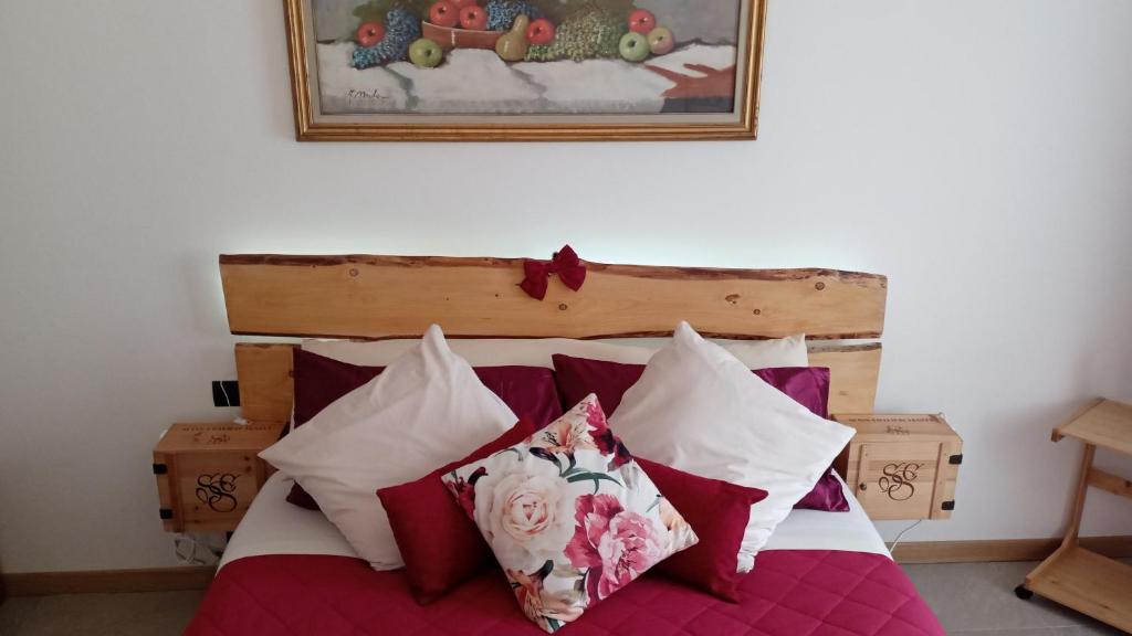 Tirano Express luxury Apartment — photo 1