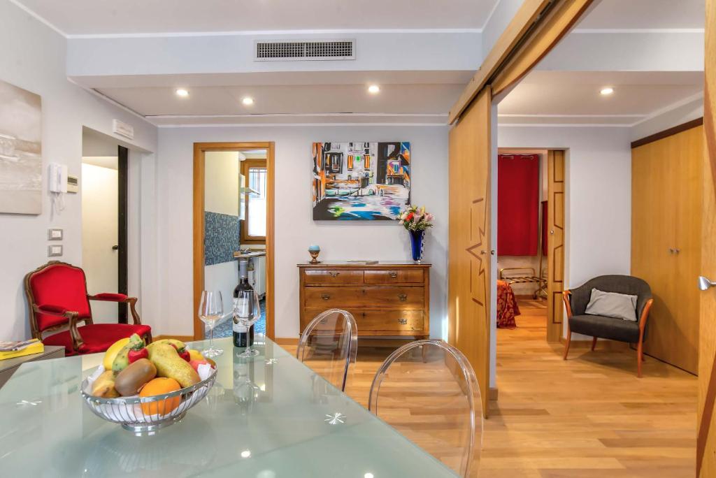 San Luca - Fenice Apartments in Venice — photo 1