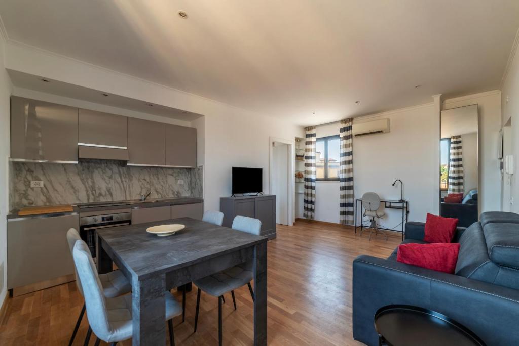 GuestHost - MM San Giovanni Apartment — photo 1