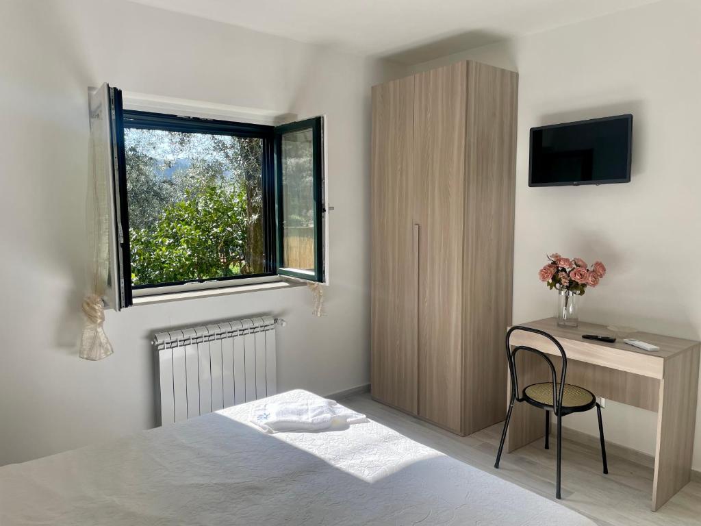 Sorrento Realty Holidays - The smile of the sun photo 2