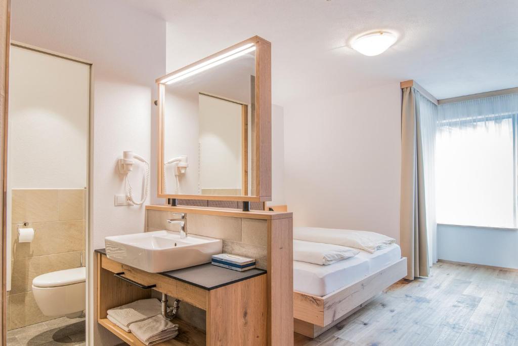 Hotel Sterzinger Moos photo 3