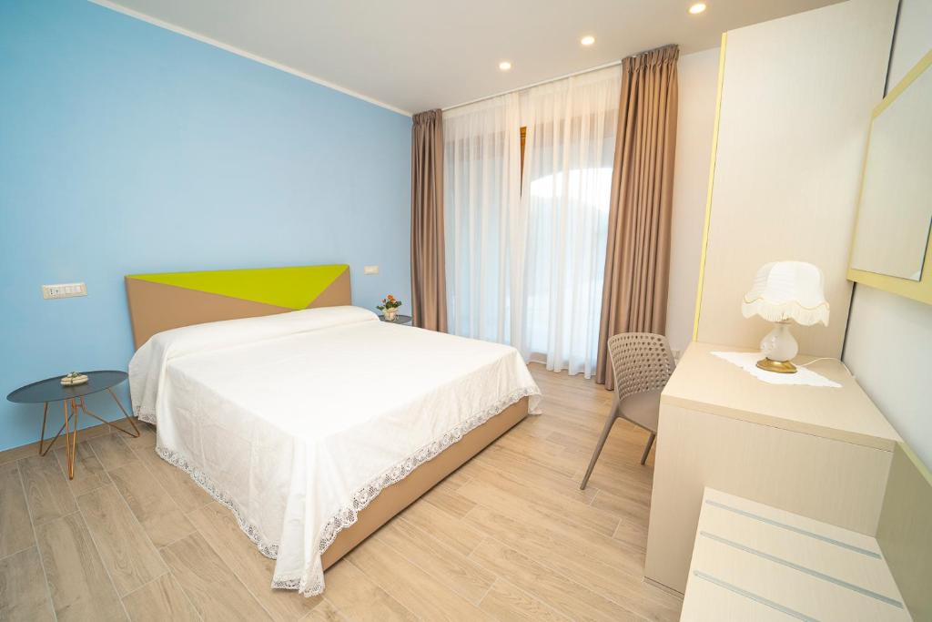 tra Sole e Limoni Apartments photo 2