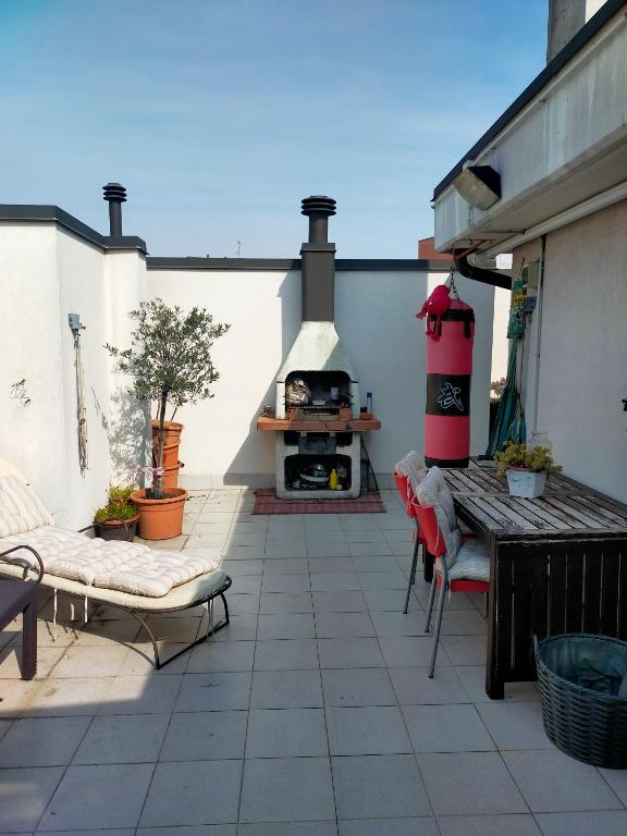 THE ROOFTOP — photo 1