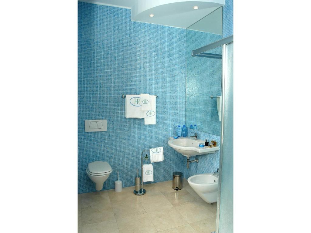 Hotel Royal photo 3