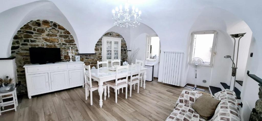 ''SAPORE DI PROVENZA'' tra Mare e Ulivi — photo 1