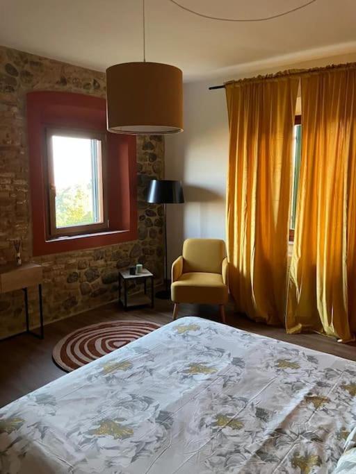 Orizzonti Toscani new apartment with view and pool photo 2