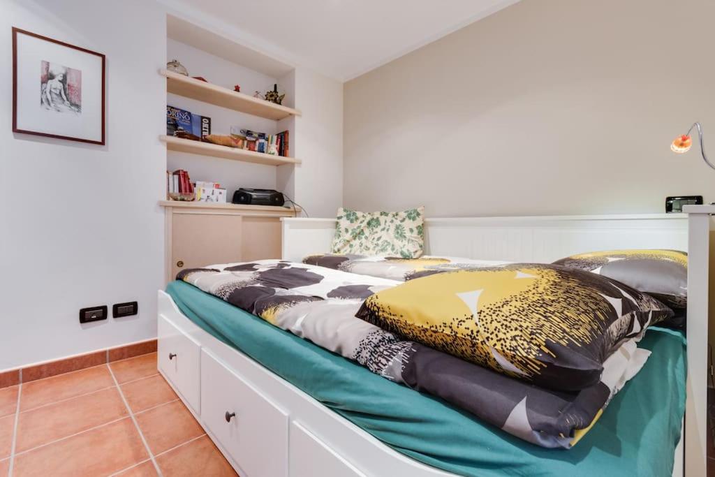 Wonderful attic in city centre photo 2