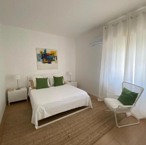 WHITE LOTUS Apartment photo 2