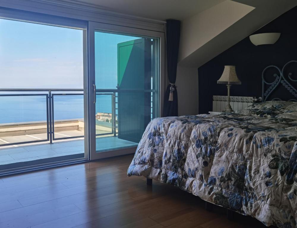 Helas La Casa del Sole by Taormina Holidays photo 2