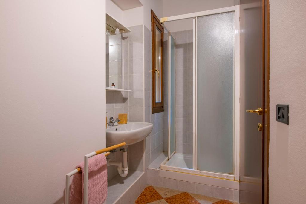 ARENA LUXURY EXPERIENCE Elegant 78sqm Flat in Via Mazzini 5 people apartment-FAST WIFI & Elegant Balcony photo 3