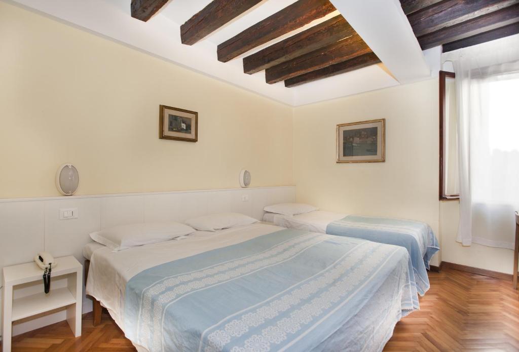 Hotel San Fantin photo 2