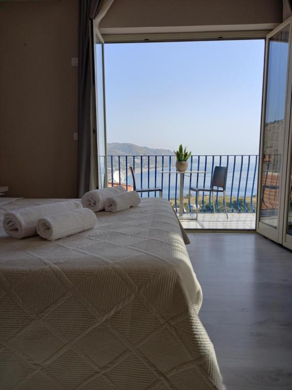 Athena Charming Rooms — photo 1