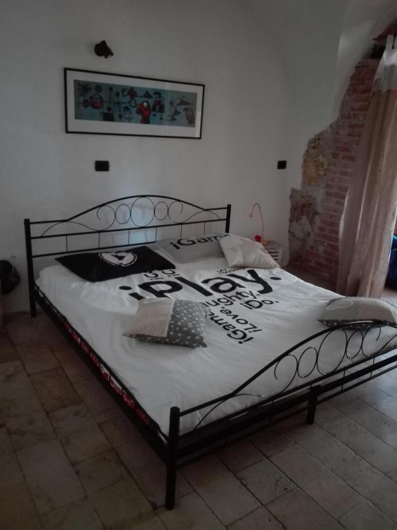 YHouse 33 — photo 1