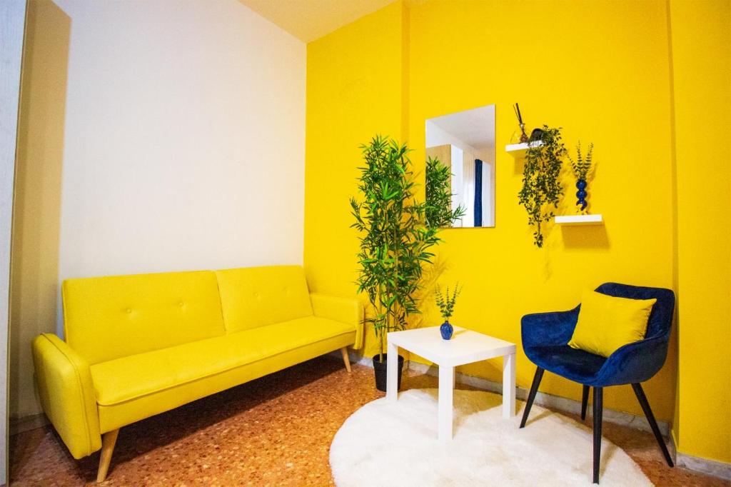 Just Colorful Guest House — photo 1