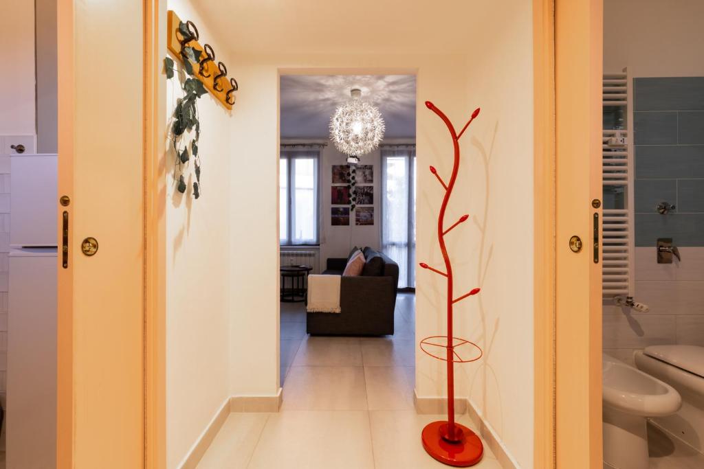 Tram a 50m - Near San Siro Stadium and Rho Fiera photo 3