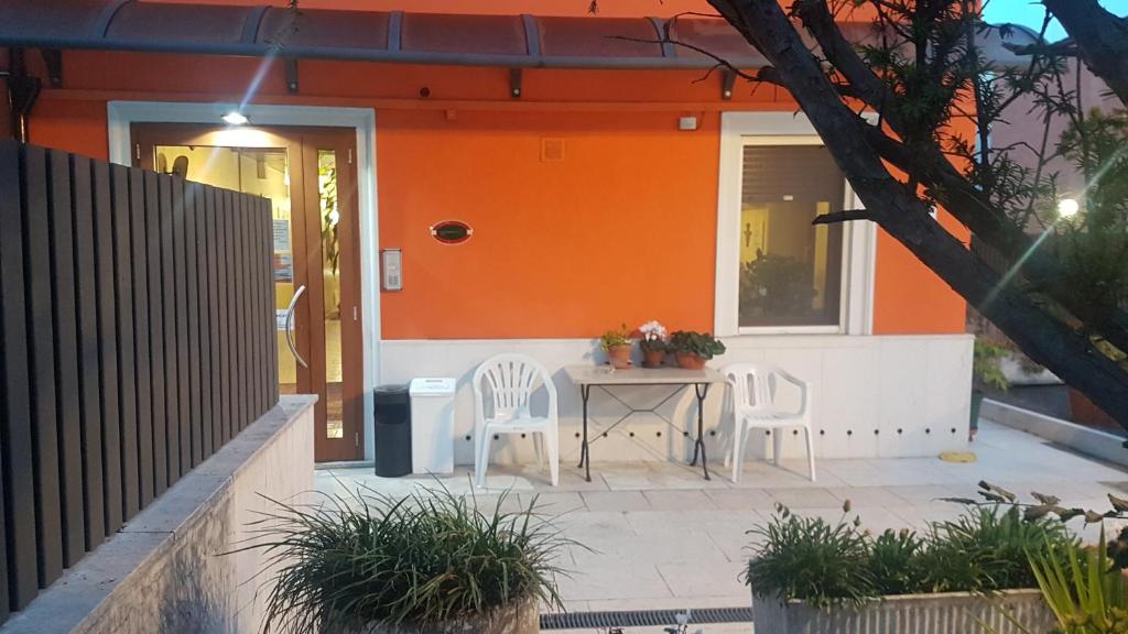 Hotel Siros photo 3