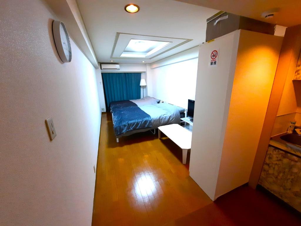 Shinjuku Harusame Apartment -Twin room- photo 2