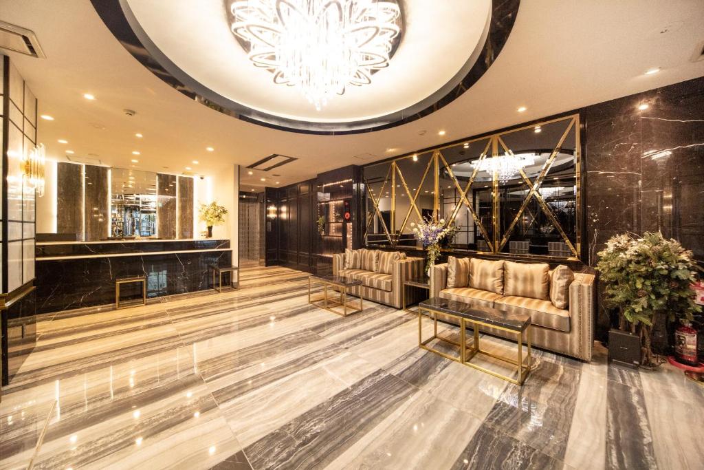 The Grandeur Hotel — photo 1