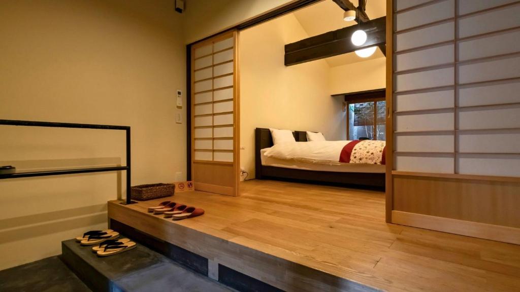 京一軒町家 さと居 青柿 Satoi Omiya Gojo Seishi photo 2