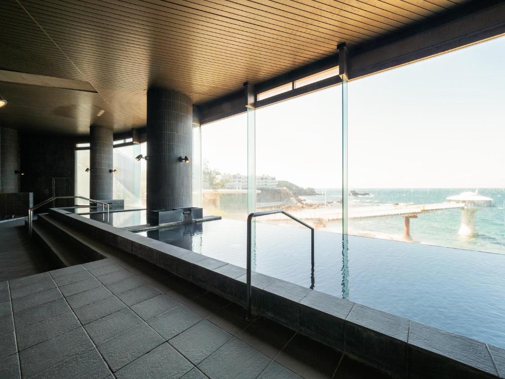 Shirahama Key Terrace Hotel Seamore photo 3