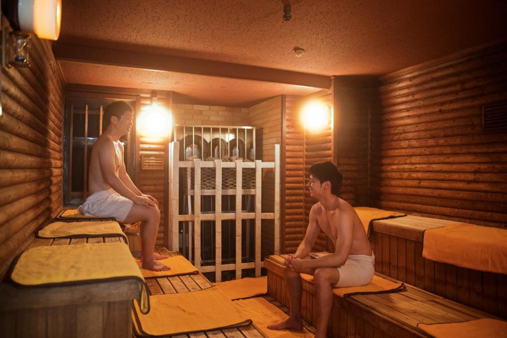 Shinjuku Kuyakusho-mae Capsule Hotel photo 3