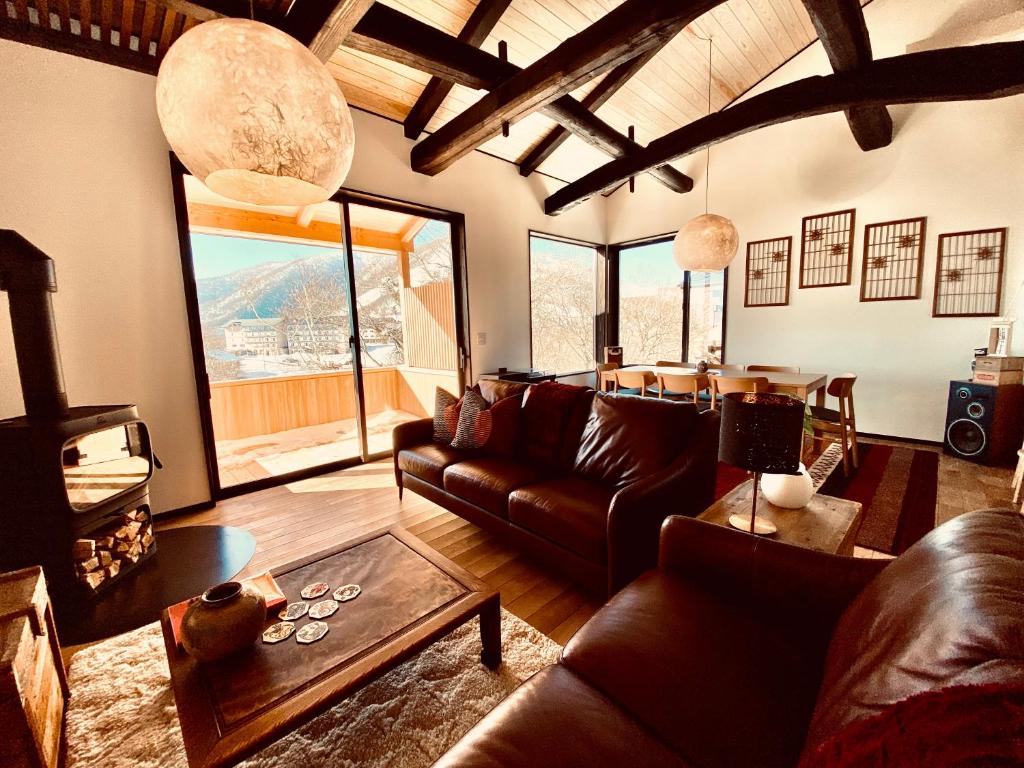 Snowman Apartments at Madarao Mountain — photo 1