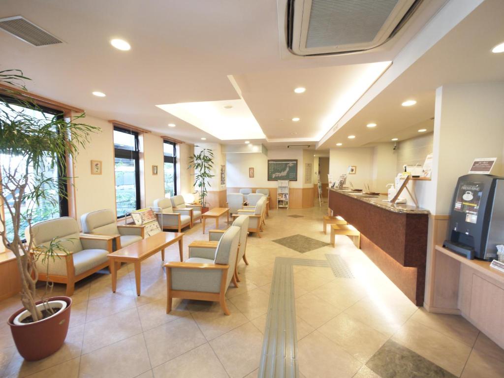 Hotel Route-Inn Niigata Kencho-minami photo 3