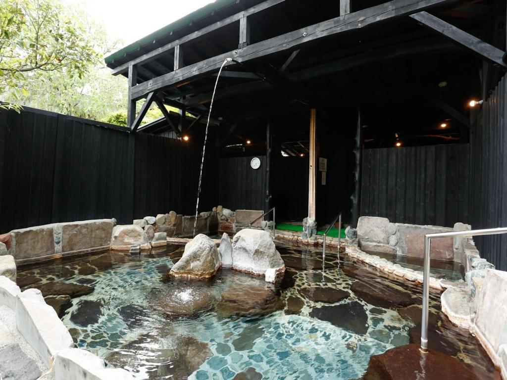 源泉掛け流しの宿Albergo湯楽 photo 3