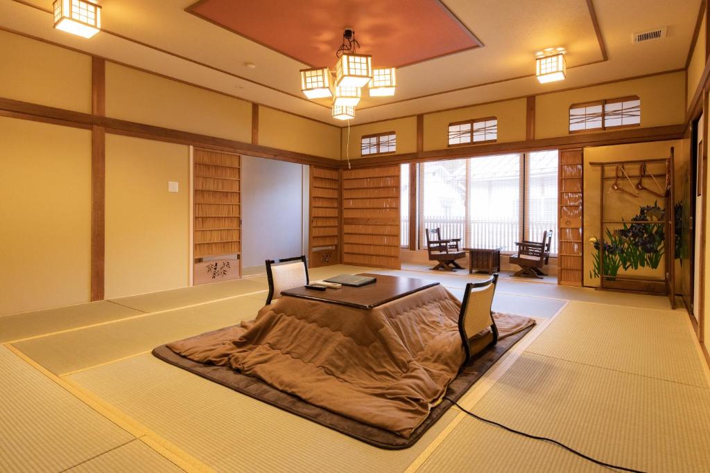 Kadojin photo 2