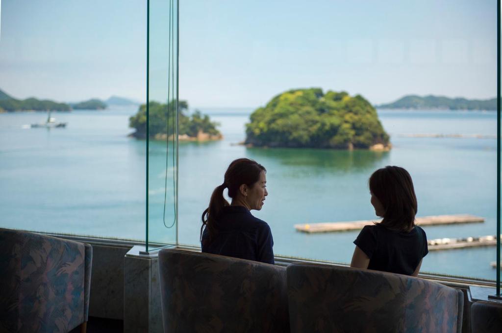 Toba Grand Hotel — photo 1