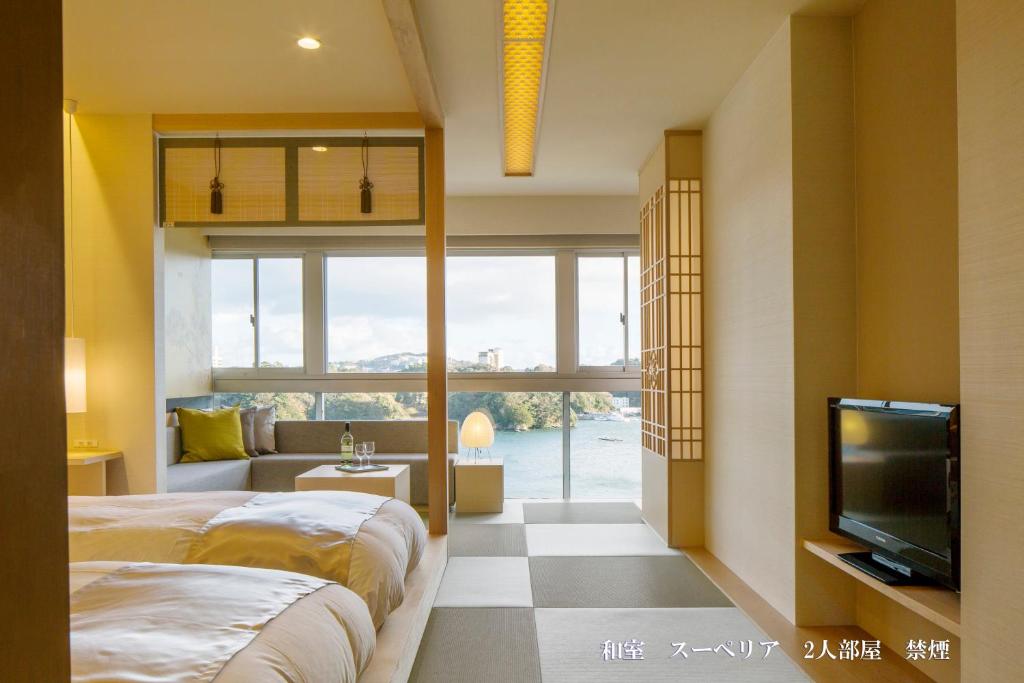 Toba Grand Hotel photo 2