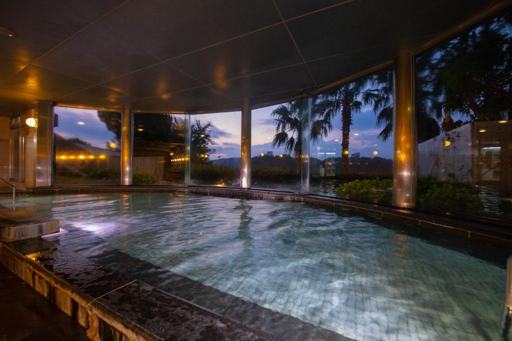 Toba Grand Hotel photo 3