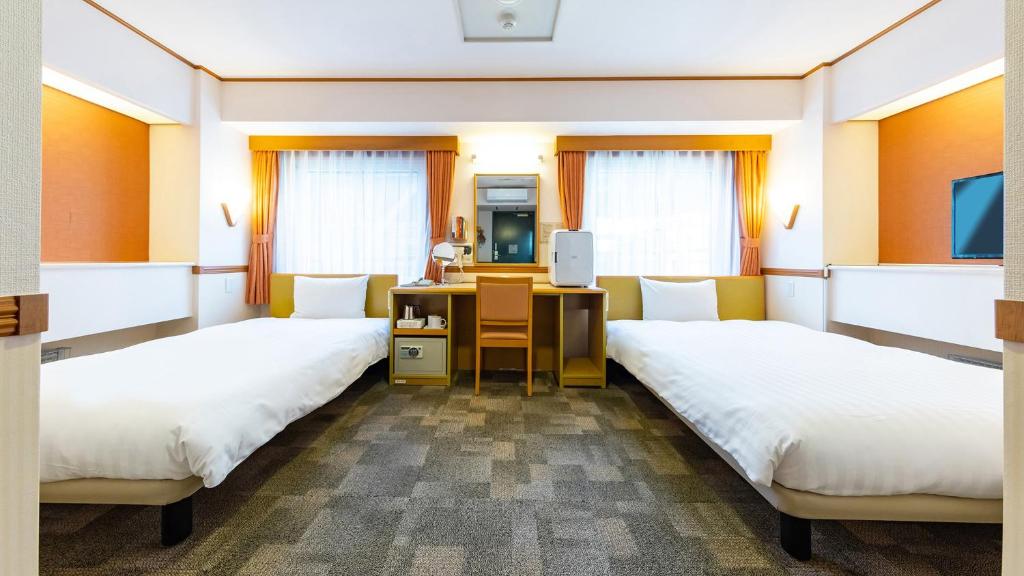 Toyoko Inn Kanda Akihabara photo 2