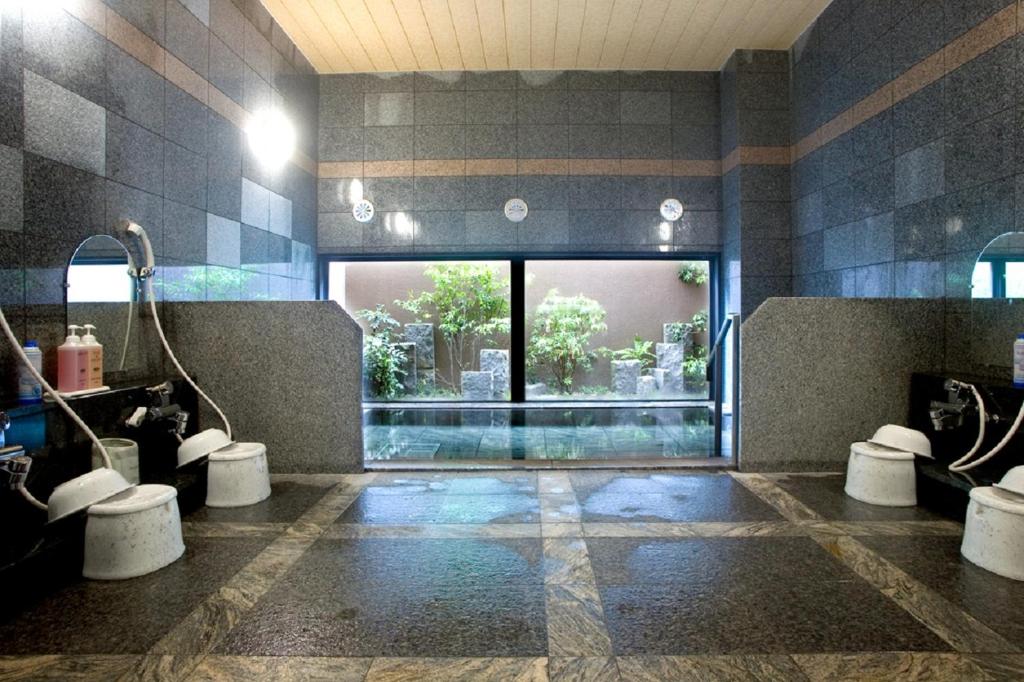 Hotel Route-Inn Hofu Ekimae photo 3