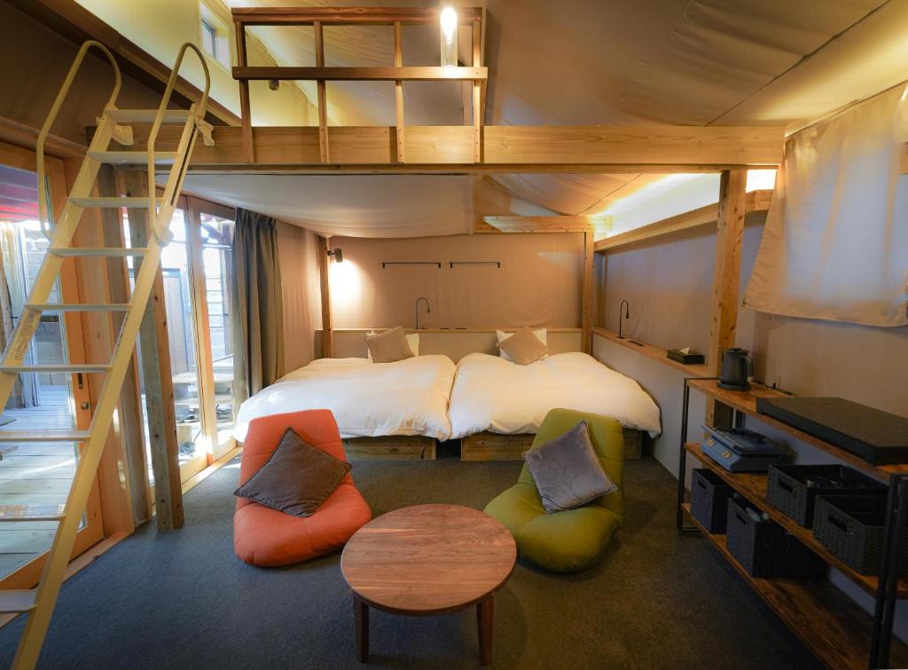 The BASE GLAMPING YUGAWARA photo 2