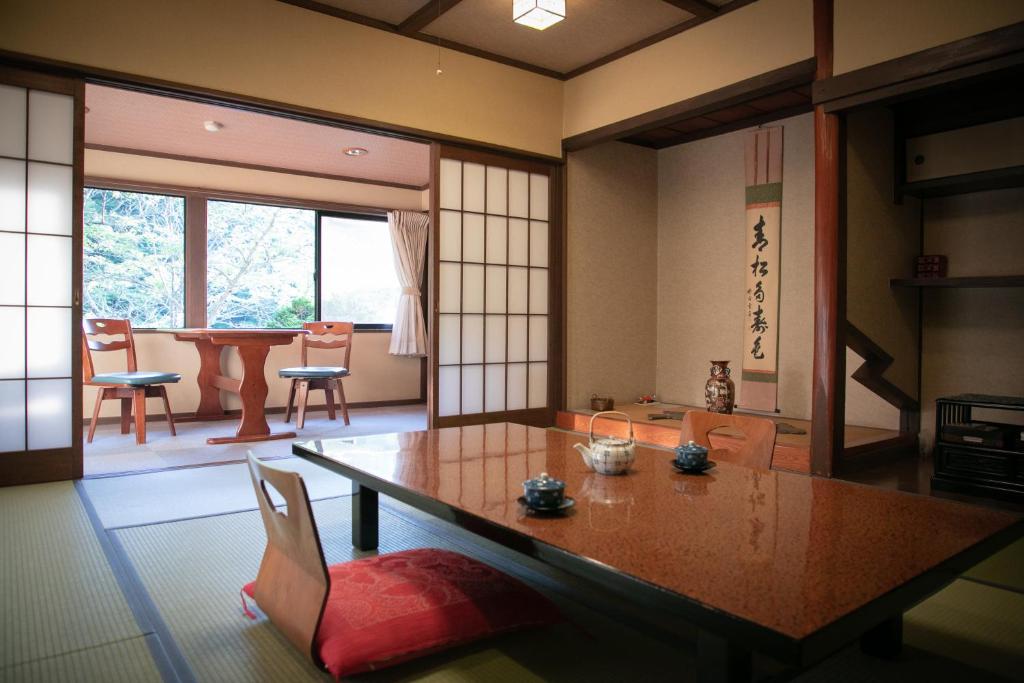Yumoto Ueyama photo 3