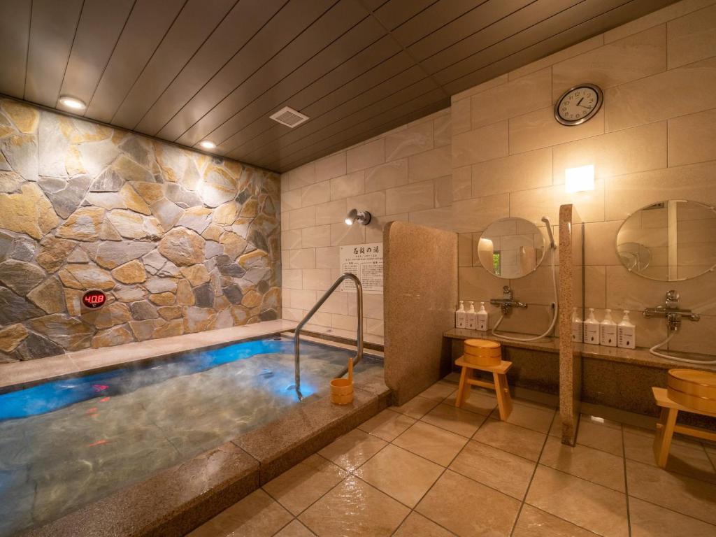 Super Hotel Iyo Saijo photo 2