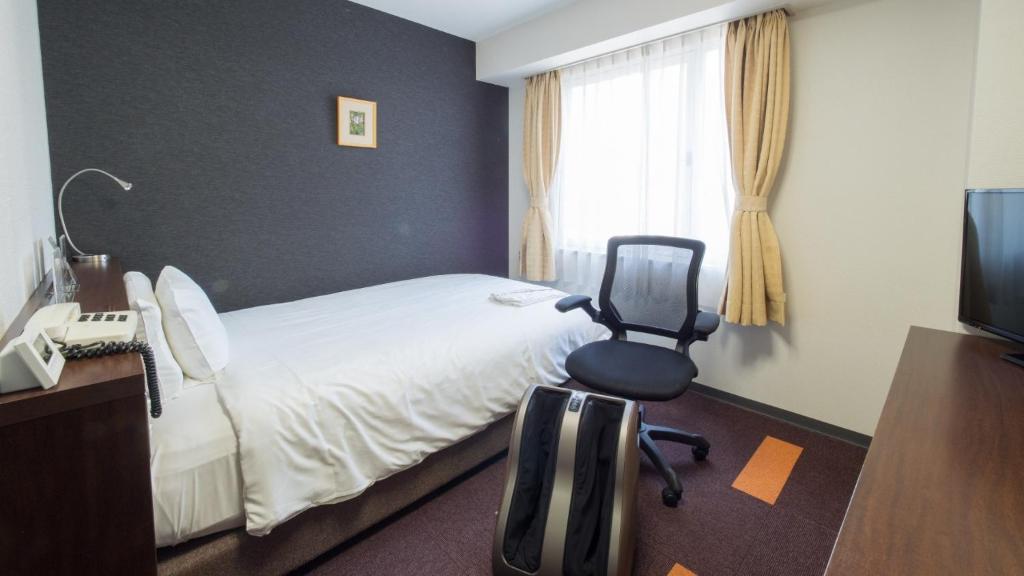 Hotel Shin Osaka / Vacation STAY 81492 — photo 1