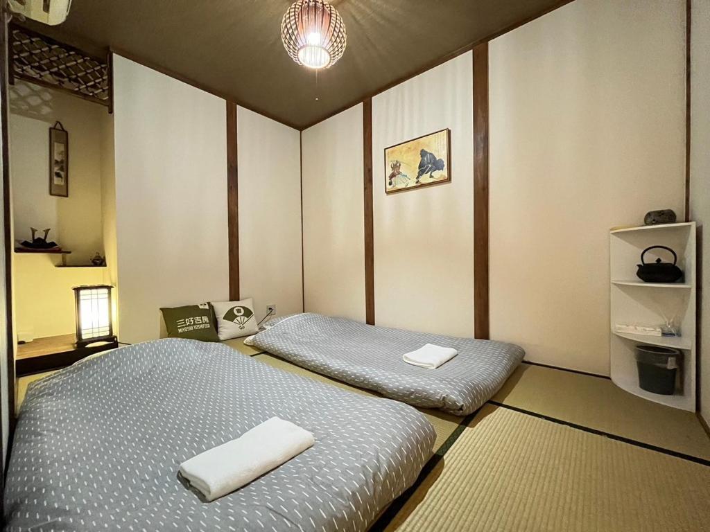 Miyoshi Yoshifusa Tengachaya Osaka photo 2