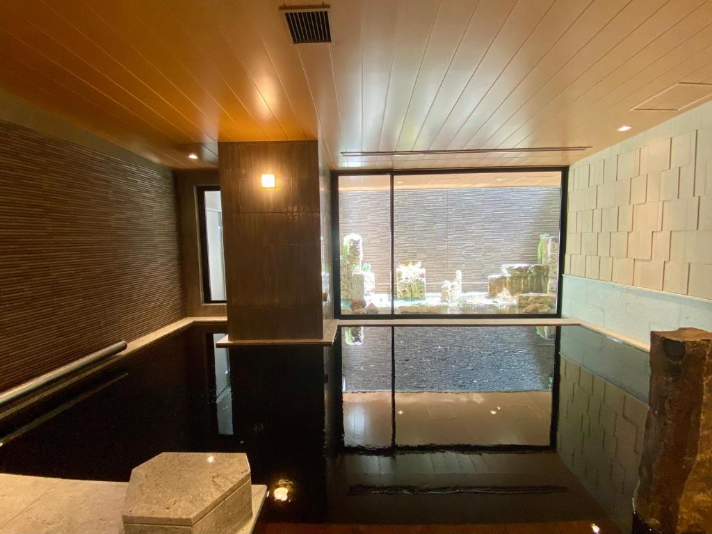 Dormy Inn Premium Ginza - Natural Hot Spring photo 3