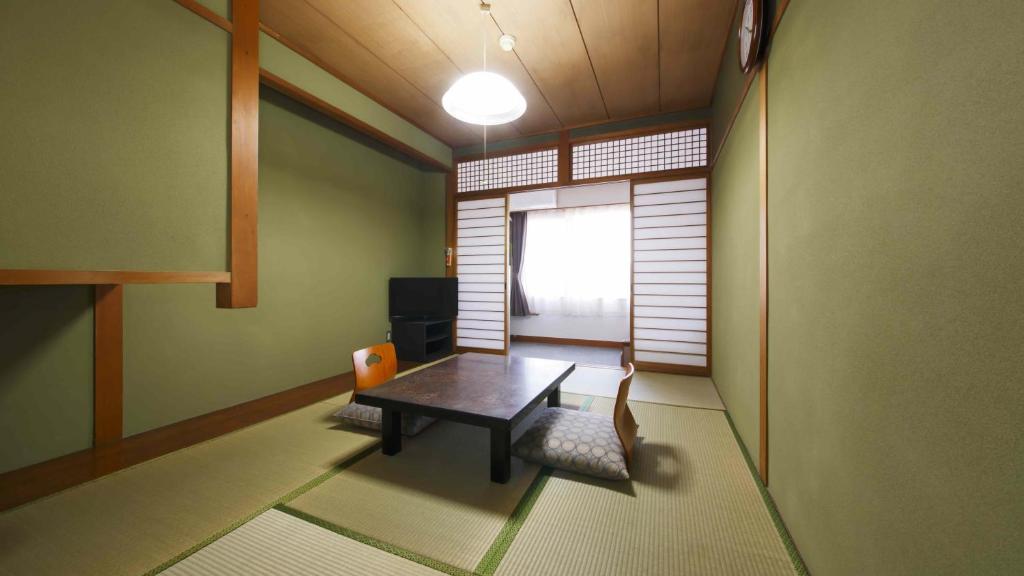 Toyokawa Grand Hotel photo 2