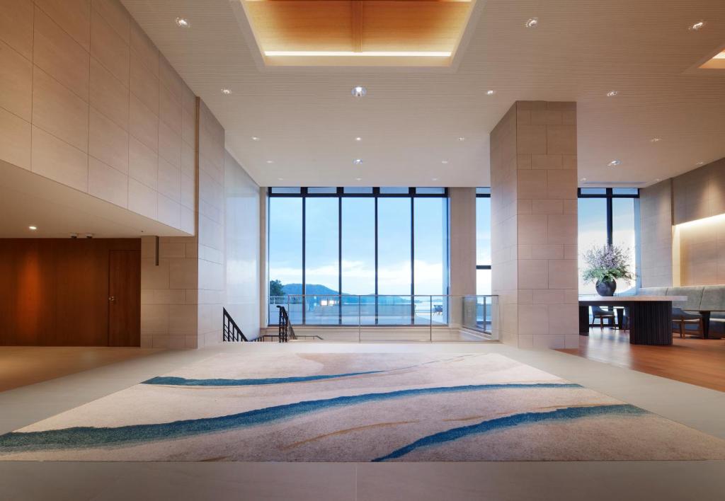 Toba International Hotel photo 2