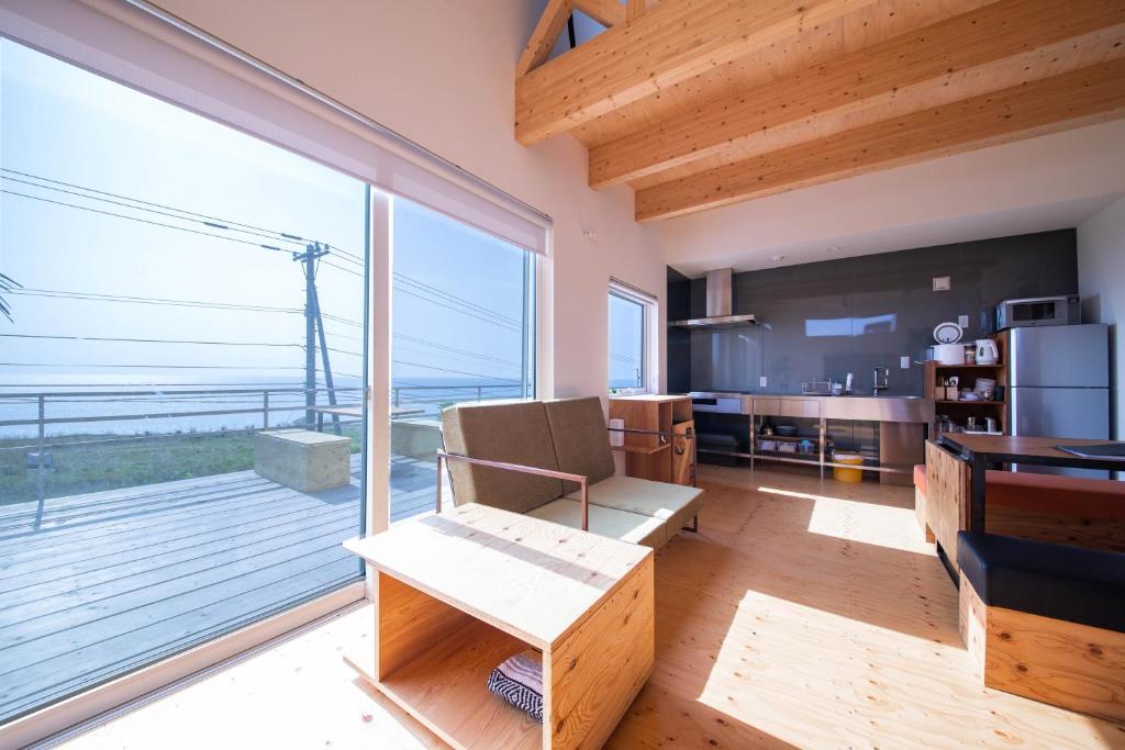 Sunny SIDE HOUSE photo 2