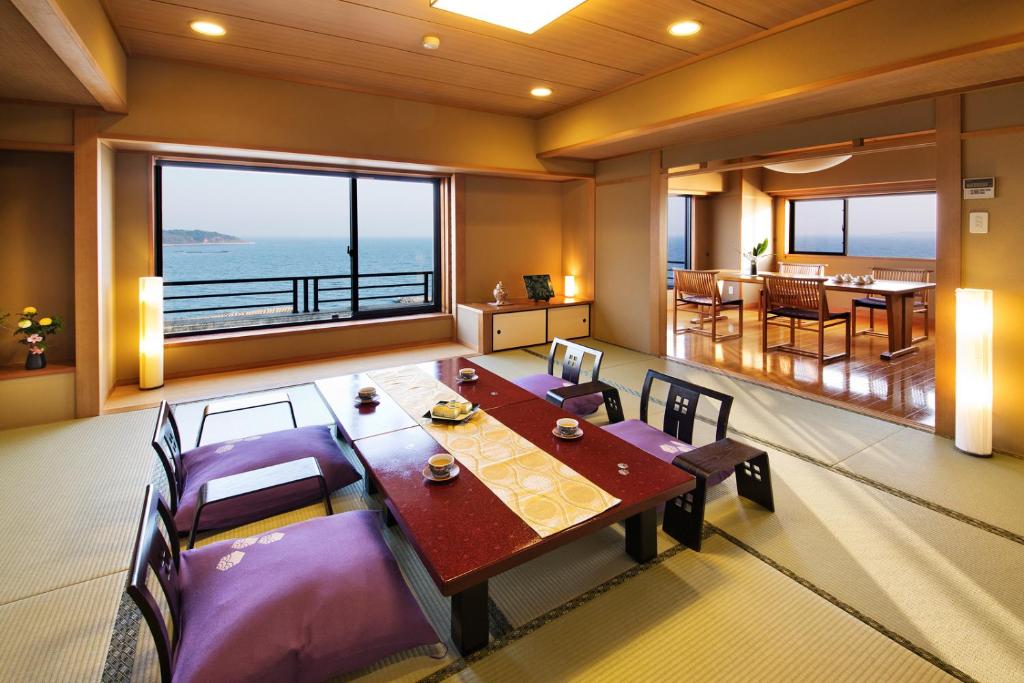 Ryugu Hotel photo 2